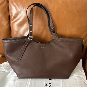 Coach Gramercy Medium Leather Tote Bag